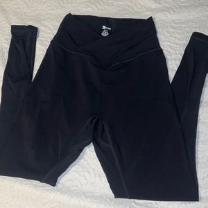 Womens Buff Bunny Black Leggings, size S
